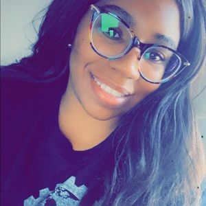 Meet your Posher, Tye